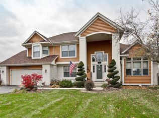 246 Big Terra Ln, Gurnee, IL 60031
