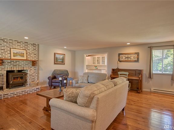 5th image of 6920 Central Park Dr