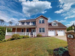 181 James Cir, Culloden, WV 25510