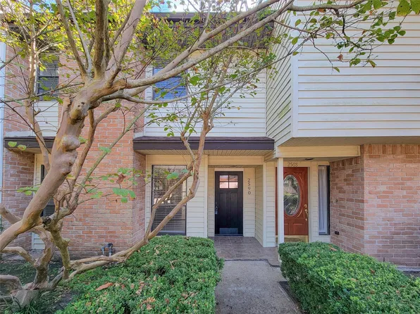 2590 Bering Dr, Houston, TX 77057