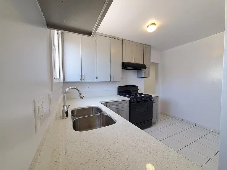 7317 Ensign Ave — Photo 8