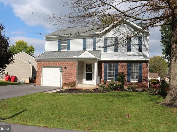 10711 Timothy Dr, Williamsport, MD 21795