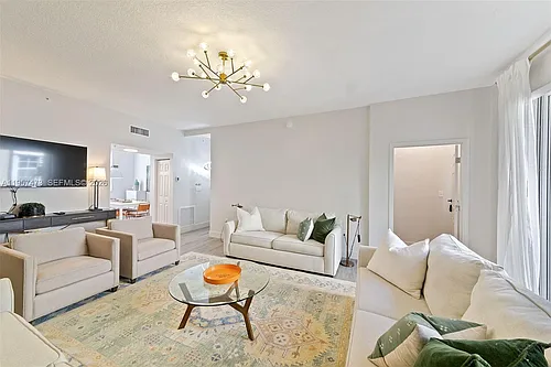 2067 S Ocean Dr #Townhouse 5 Photo 1