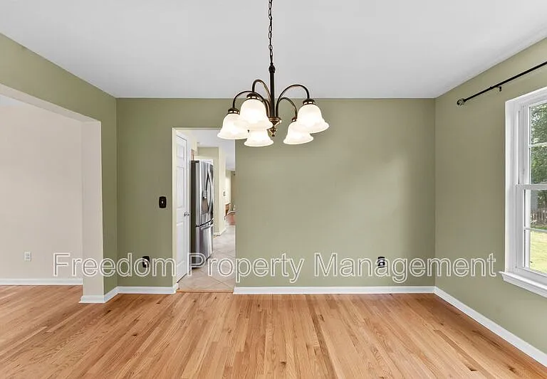 9140 Worthington Dr — Photo 18