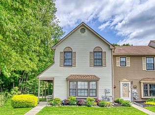 35 Devon Ct, Robbinsville, NJ 08691