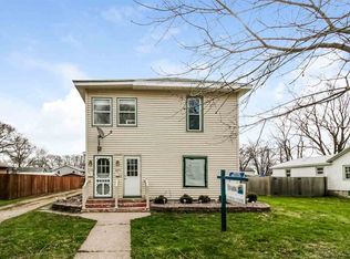 442 & 1/2 Almeron St, Evansville, WI 53536