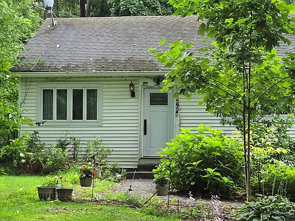 2nd image of 265 Old Pawling Road