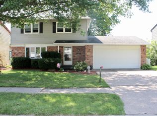 3521 34th St, Moline, IL 61265