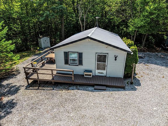 5th image of 21089 Laurel Mountain Rd
