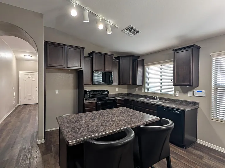 4230 E Sandy Way — Photo 6