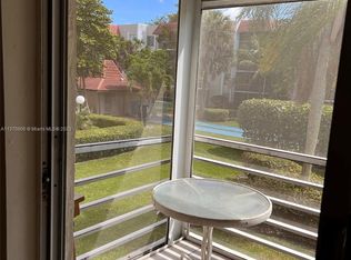 3776 Inverrary Blvd APT 207R, Lauderhill, FL 33319