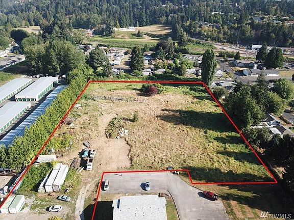 Commercial MUD zoned acreage 