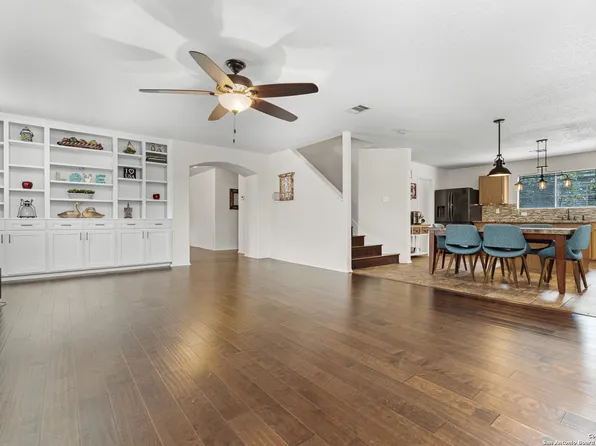 156 Foxglove Pass, Cibolo, TX 78108