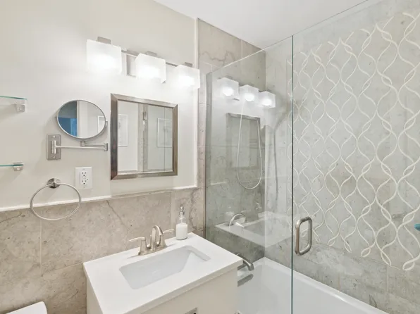 382 Central Park West image 6 of 9