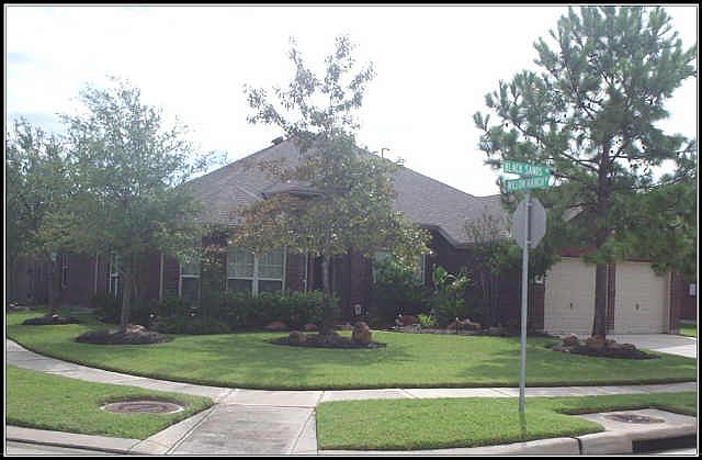 Gorgeous corner lot near lake.