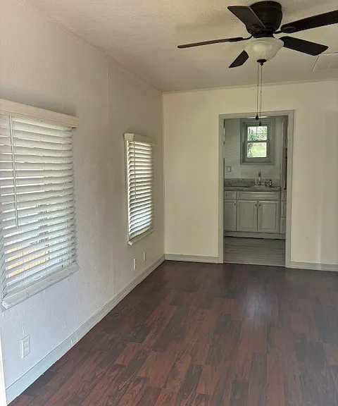 118 Bluefield Ave #1/2 — Photo 11