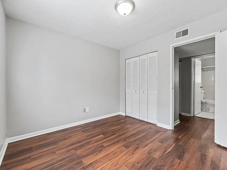 12513 E Orell Rd — Photo 8