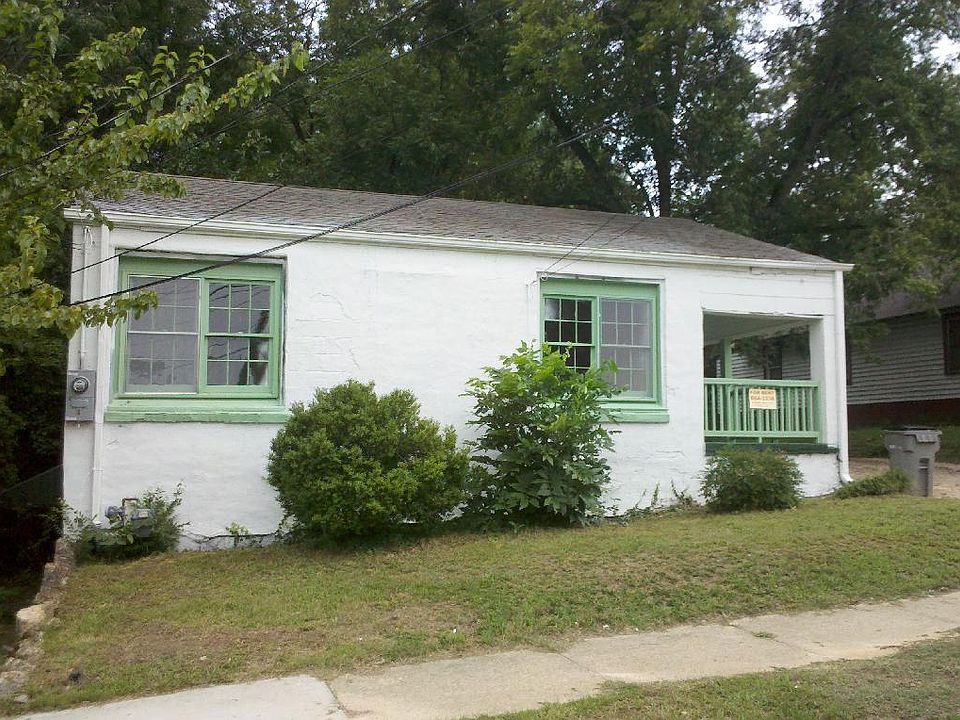 2nd image of 914 Hill St