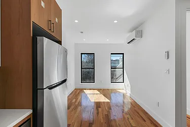 319 Marion Street, #3