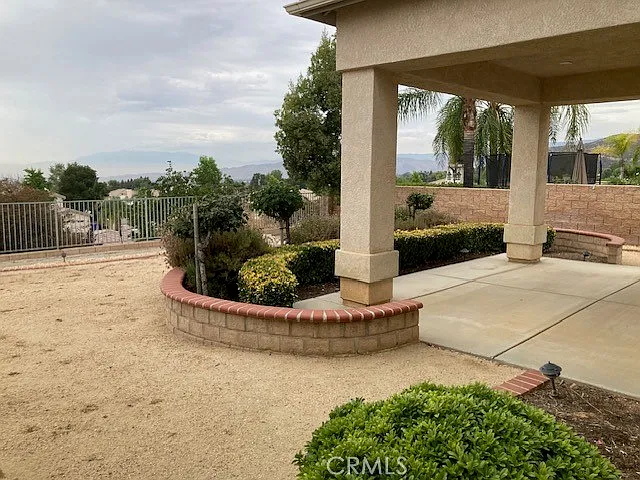 13428 Canyon Crest Rd — Photo 9