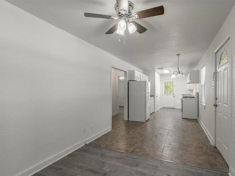 7A Hickory Ln — Photo 6