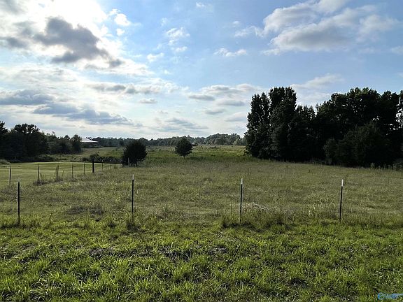 2nd image of 77 Acres Hwy #101