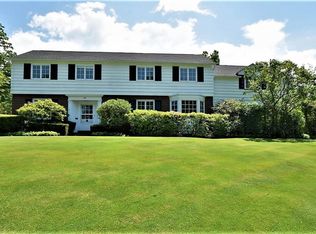 14 Lyman Cir, Shaker Heights, OH 44122