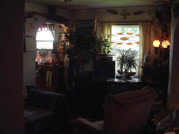 4th image of 414 N Yakima Ave #8