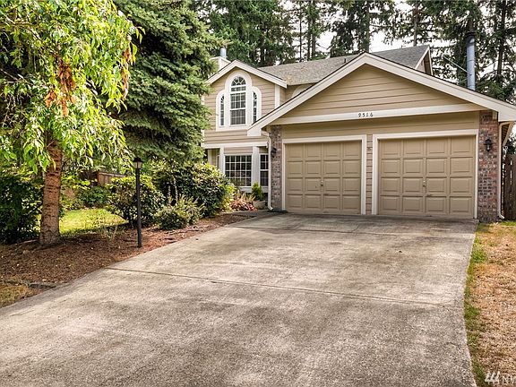 2nd image of 9516 175 St Ct E