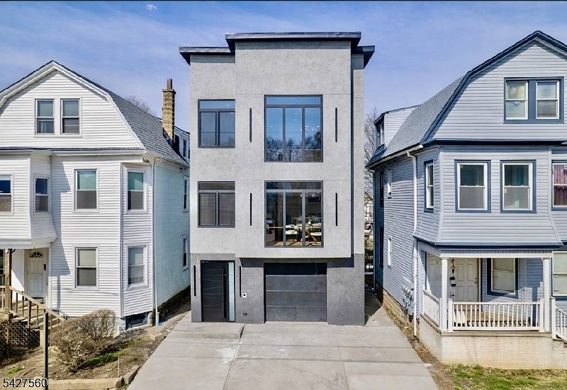 1st image of 31 Grace St