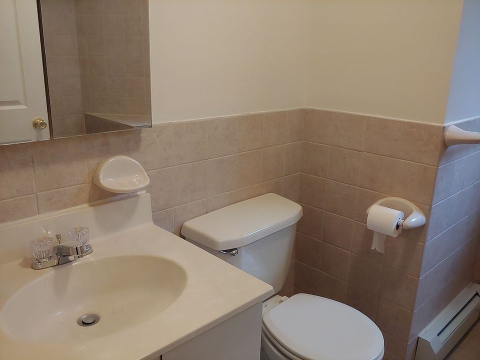 2nd image of 5806 83rd St #1