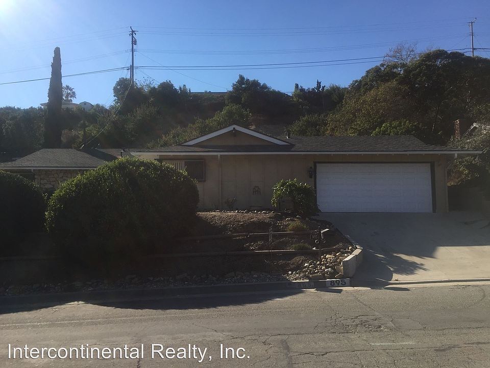 1st image of 895 Colina Vis