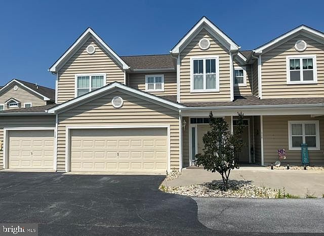 1st image of 121 Rock Ledge Ct