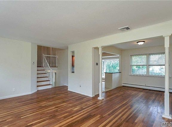5th image of 30 Cottonwood Dr