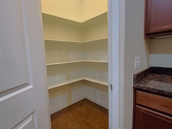 5th image of 9907 McCraw Dr