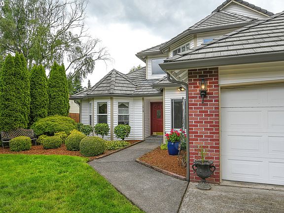 3rd image of 1019 NW 79th Cir
