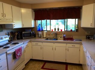 821 36th St, Bellingham, WA 98229