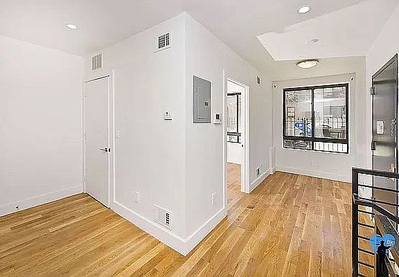 3rd image of 192 Stuyvesant Ave APT 1