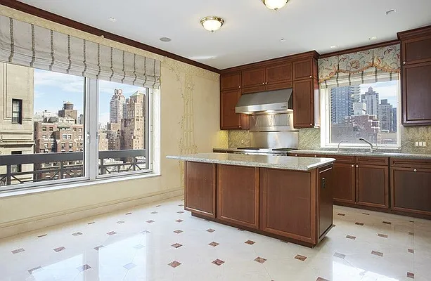 Sold by Brown Harris Stevens | media 28