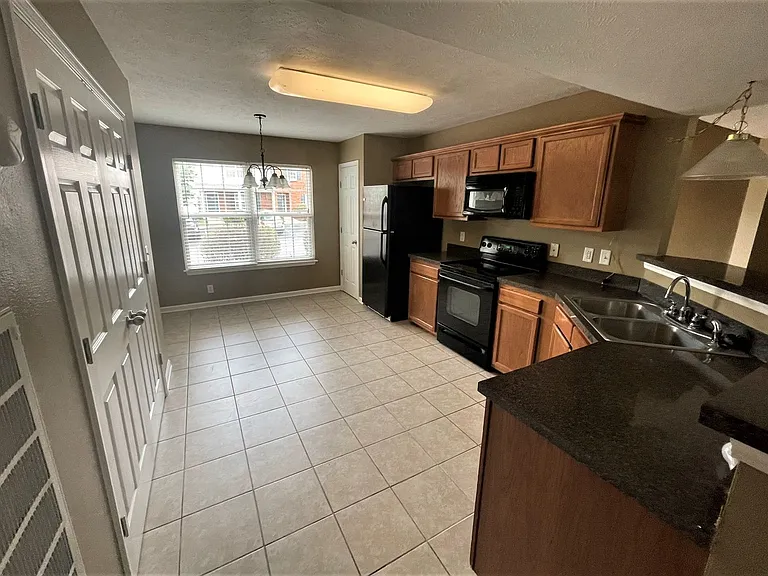 3164 Prater Ct — Photo 6