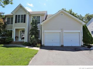 215 Mizzen Ave, Manahawkin, NJ 08050