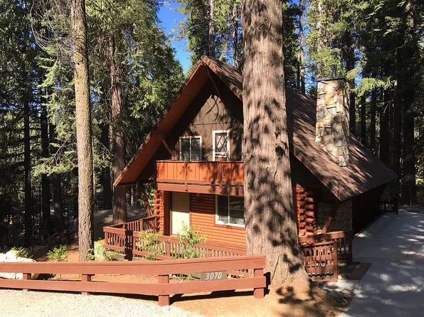 3070 Sly Park Rd, Pollock Pines, CA 95726