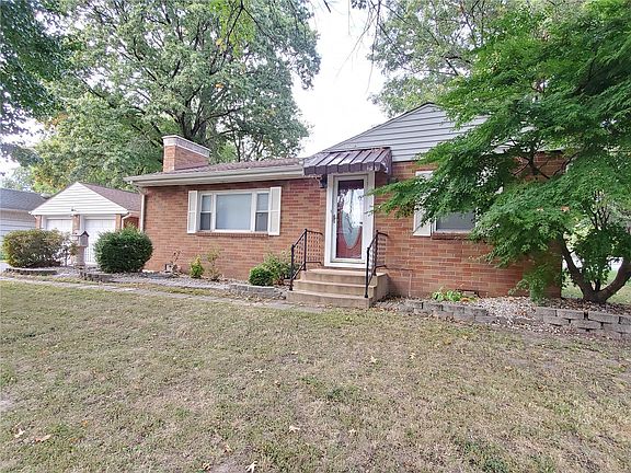 3rd image of 2017 Cottage Ave