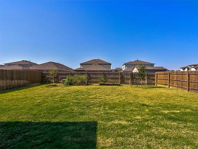 3524 Soft Shore Ln — Photo 19