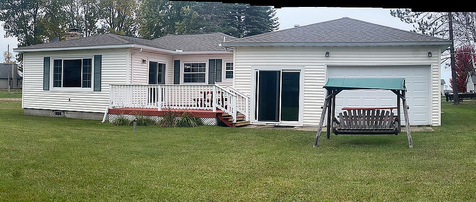 2nd image of 6828 Lakeview Blvd