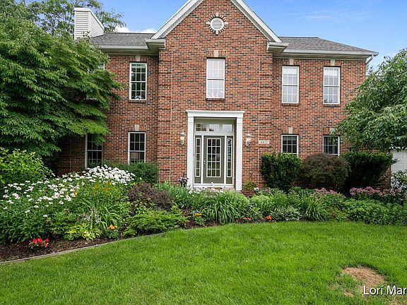 4th image of 6077 Egypt Valley Ct NE