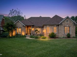 6109 Chinaberry Ct, Prospect, KY 40059
