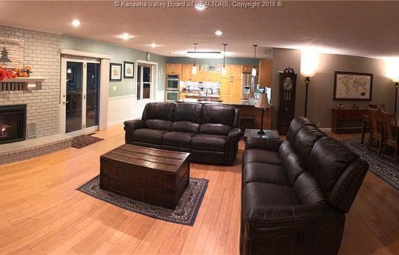 5th image of 3004 Hillpoint Dr
