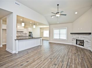 315 Baker St, Pea Ridge, AR 72751