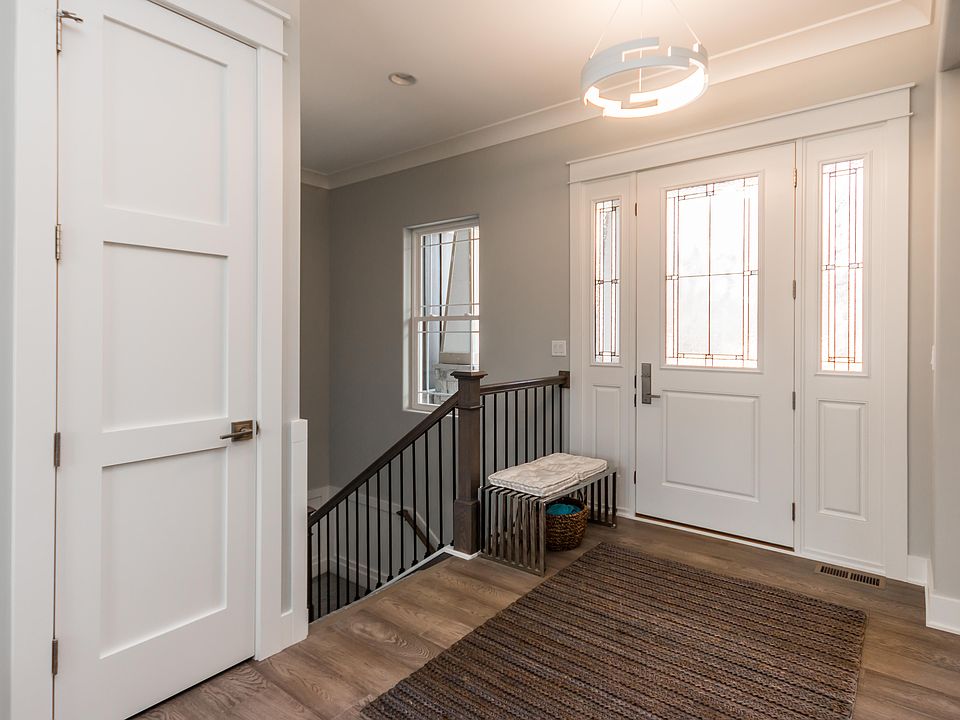 Coronado Ranch Plan, Thousand Oaks, Spring Grove, IL 60081 Zillow